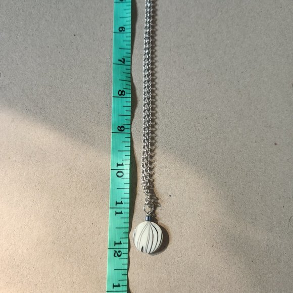 22" Silver Tone Zebra Print Glass Pendant Necklace NWT Tony Alexander Jewelry - Picture 3 of 3